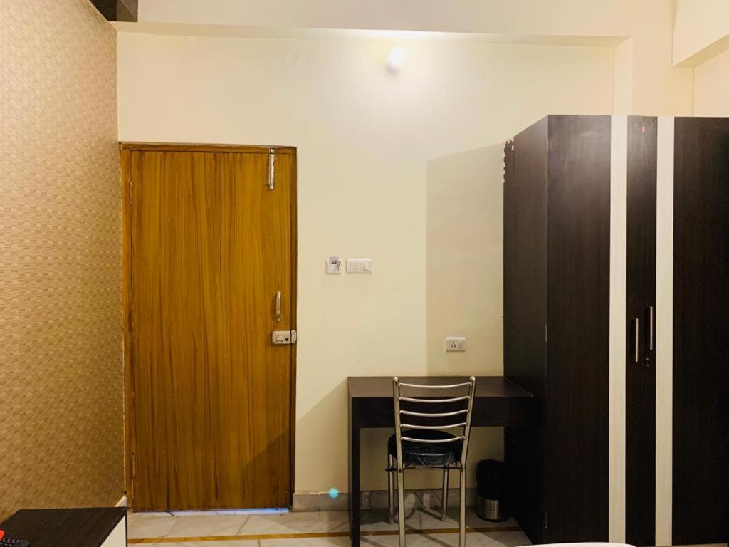 Hotel Kewal Palace Varanasi Exterior foto